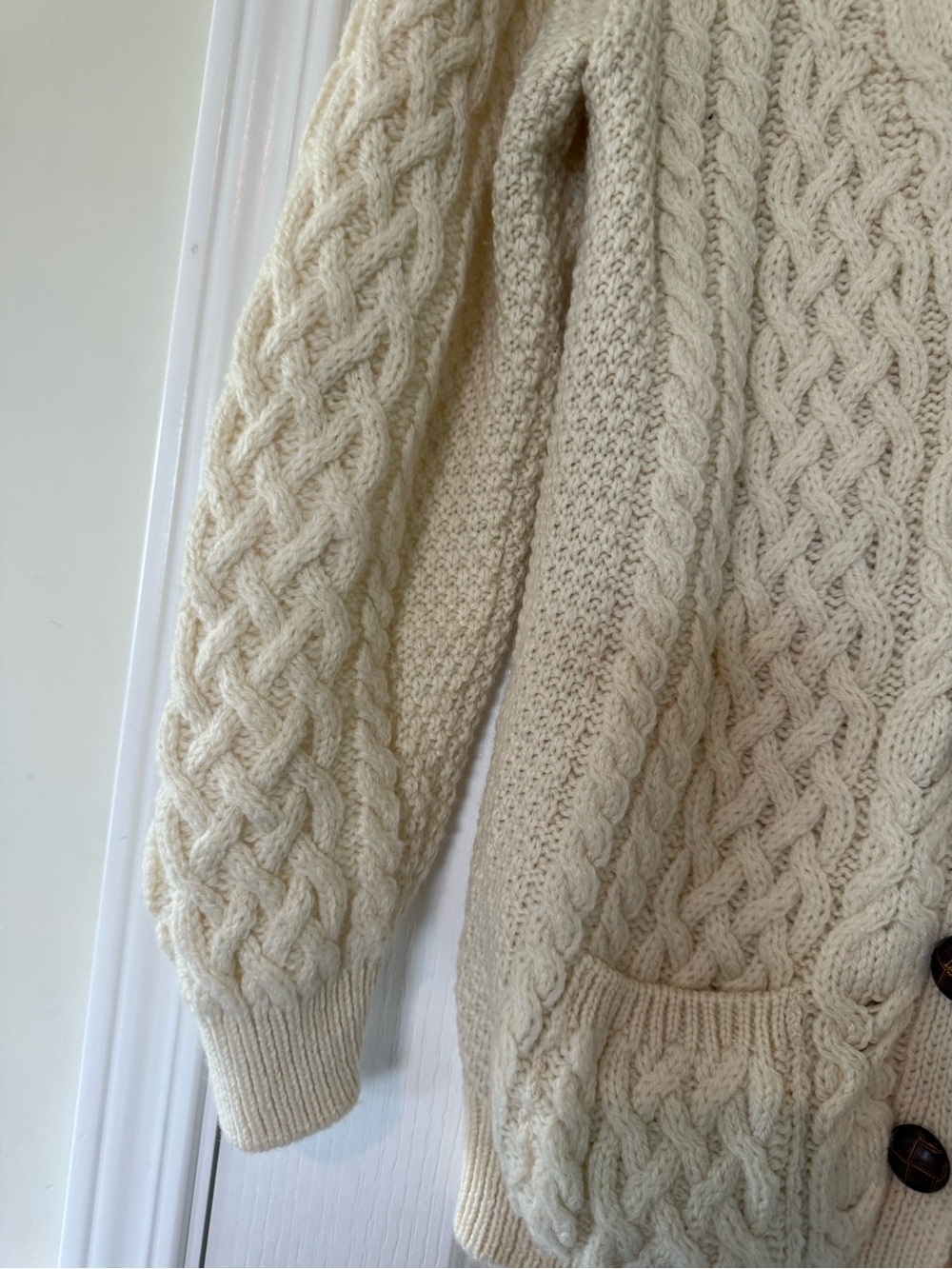 Aran Crafts 100% Merino Wool Cardigan - Picture 3 of 5